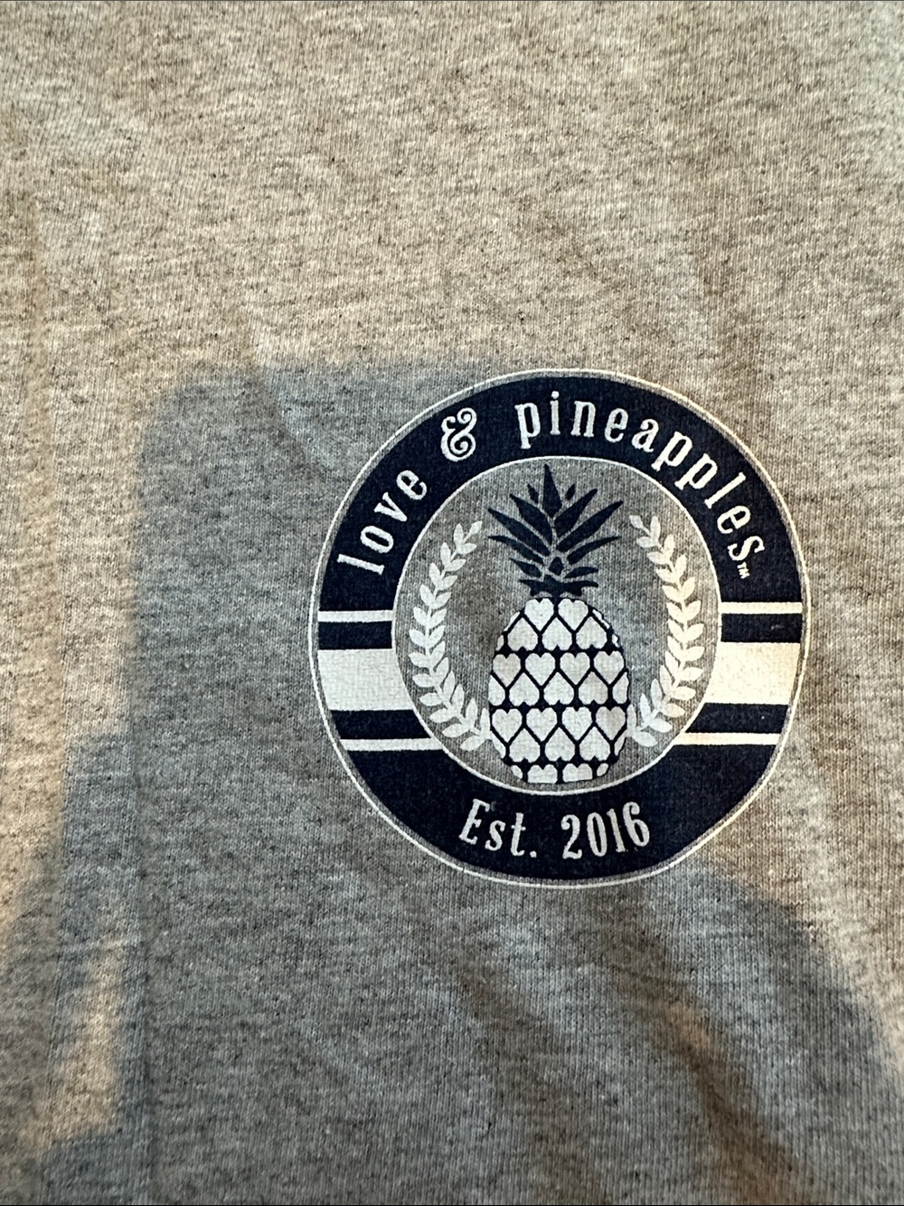 Gray graphic basic tee - Picture 4 of 6